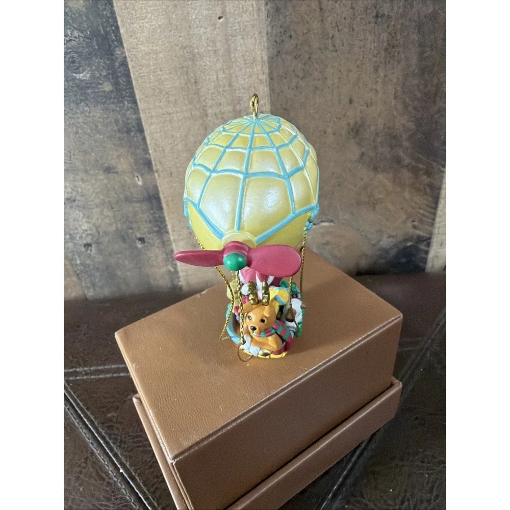 Vintage 1991 Enesco Santa Claus Hot Air Balloon Blimp Christmas Ornament